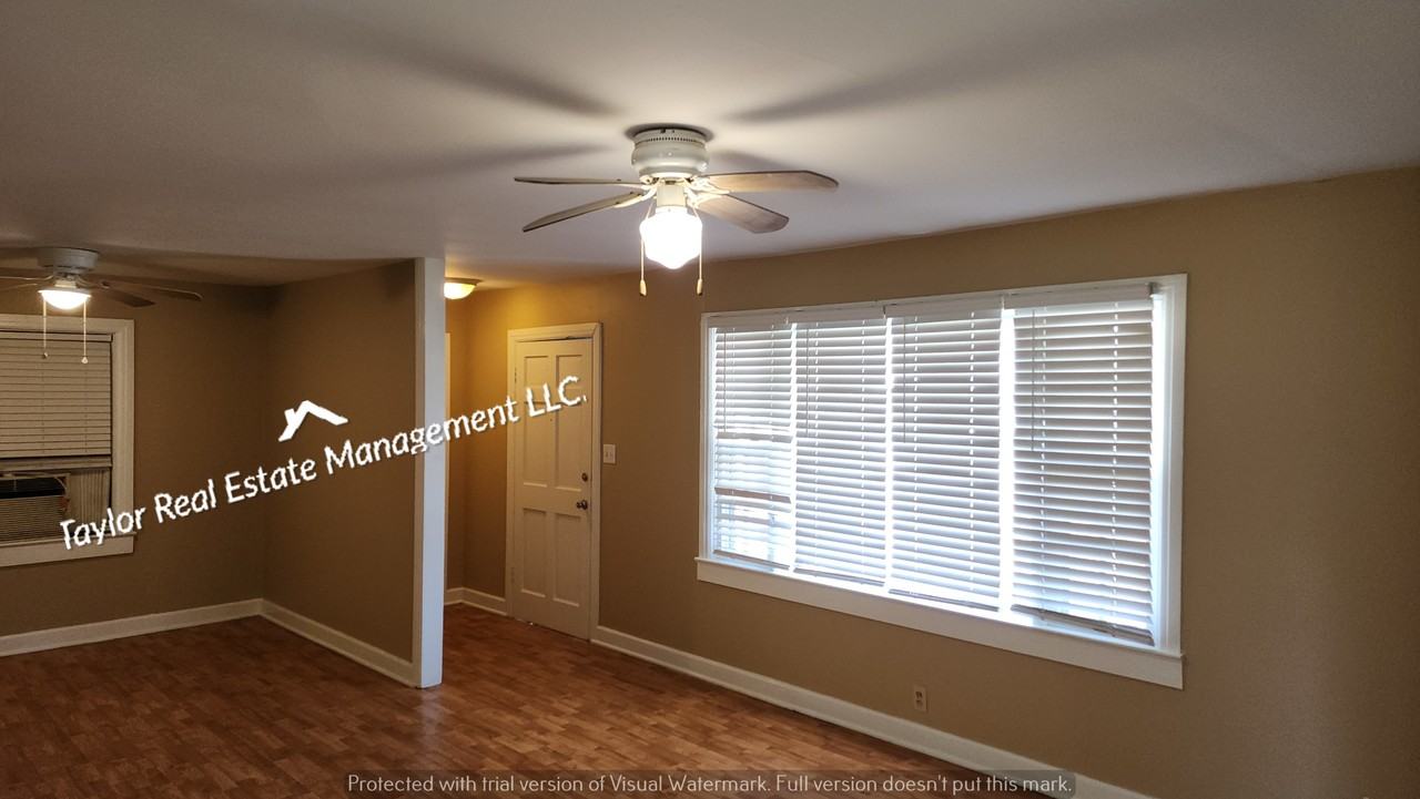 126 Holt Ave #1 - Photo 4 of 11