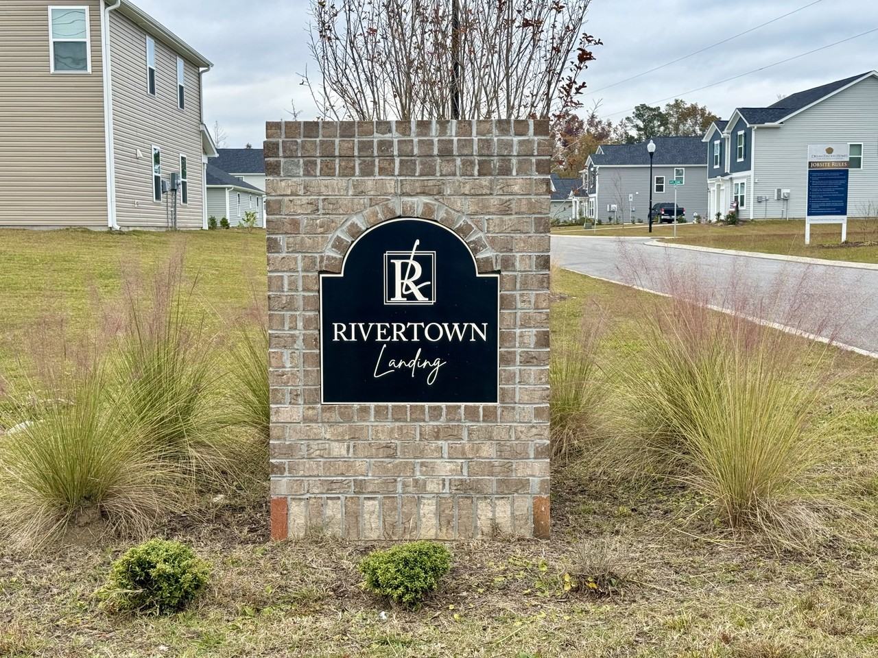 84 Cape Point Dr #1 - Photo 5 of 27