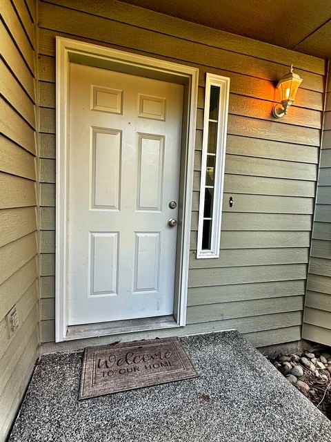 19569 23rd Ave Ne #1 - Photo 3 of 41