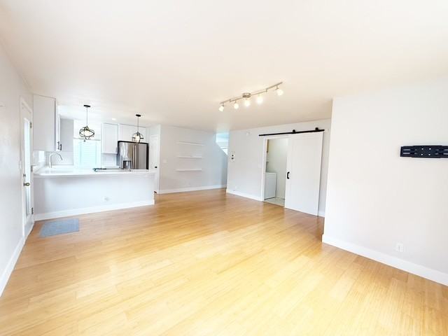 19569 23rd Ave Ne #1 - Photo 7 of 41