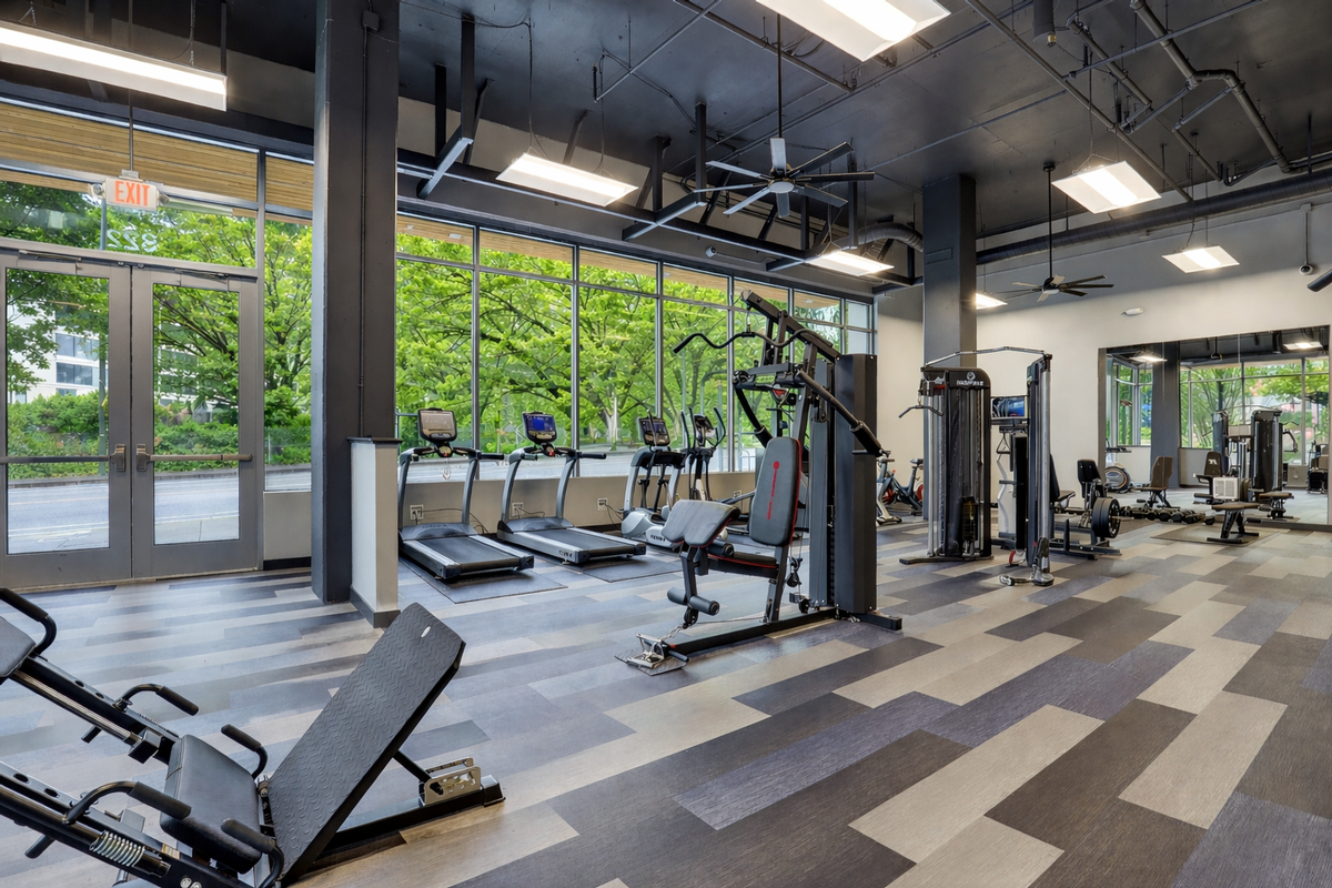 304 Ne Multnomah St - Photo 4 of 46