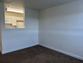 614 S Oakes St - Photo 1 of 1