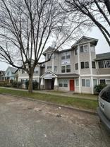614 S Oakes St - Photo 1 of 1