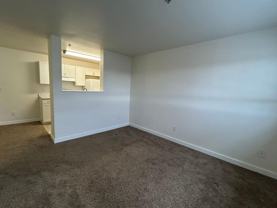 614 S Oakes St - Photo 1 of 1