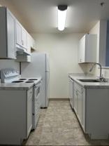 614 S Oakes St - Photo 1 of 1