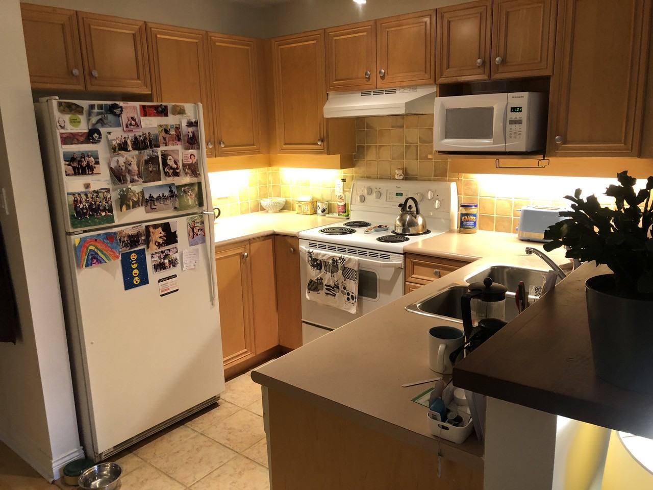 Yew St & W 10th Ave #111 - Photo 4 of 11