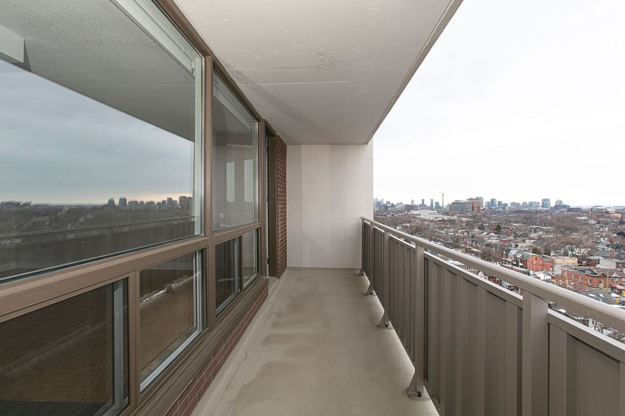 666 Spadina Ave - Photo 5 of 6