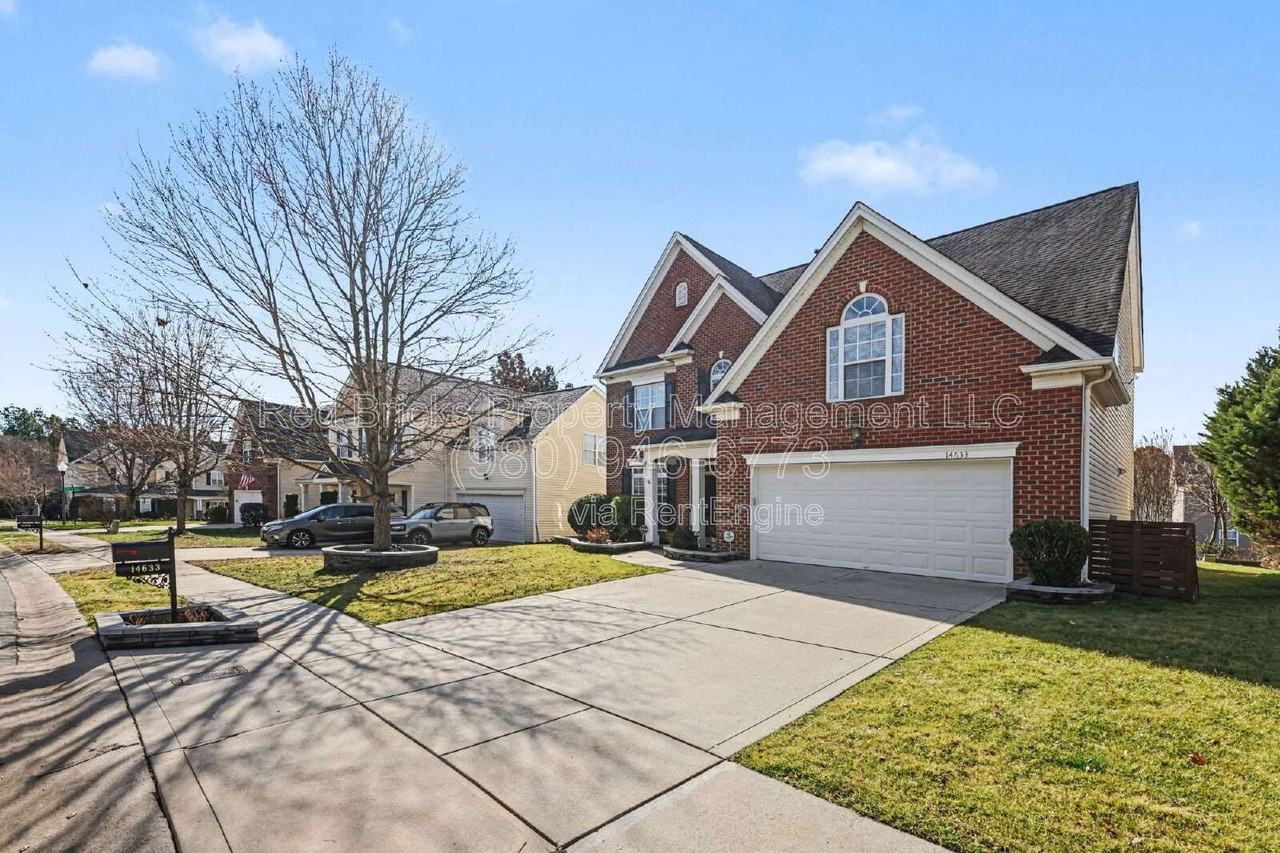 14633 Provence Ln - Photo 5 of 50