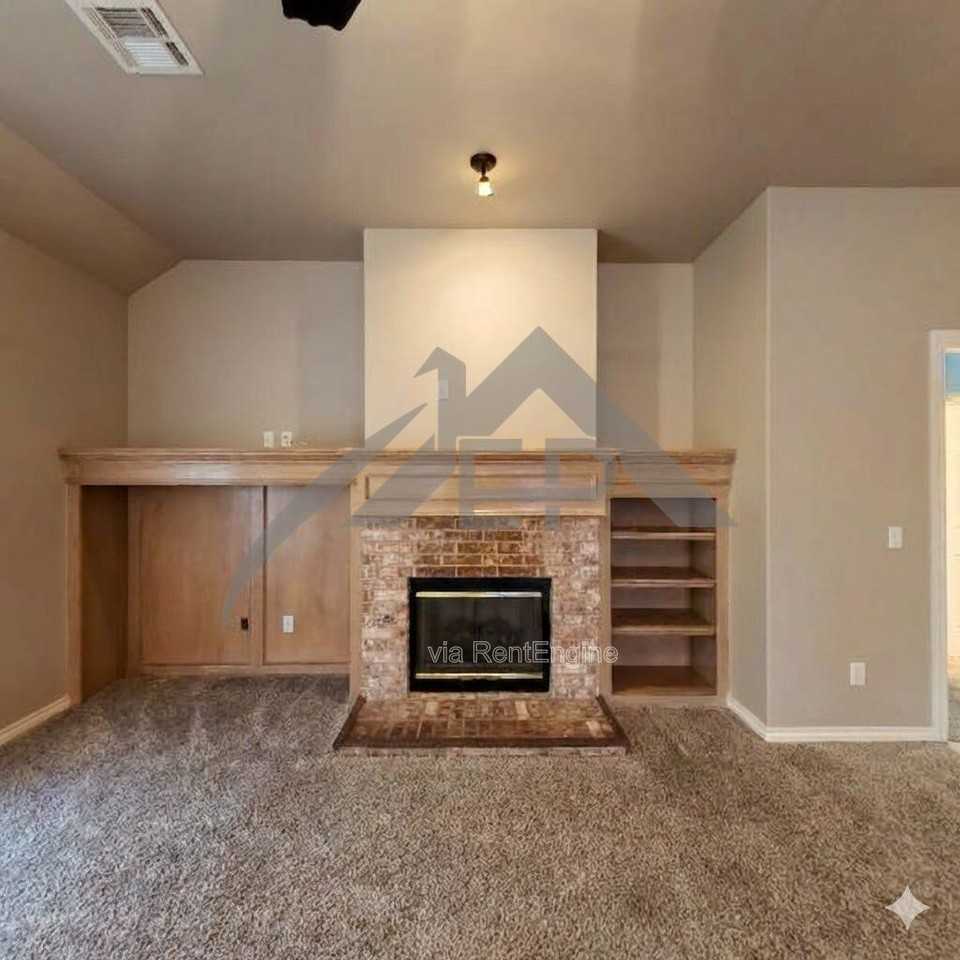 14001 Arapaho Rd - Photo 2 of 8