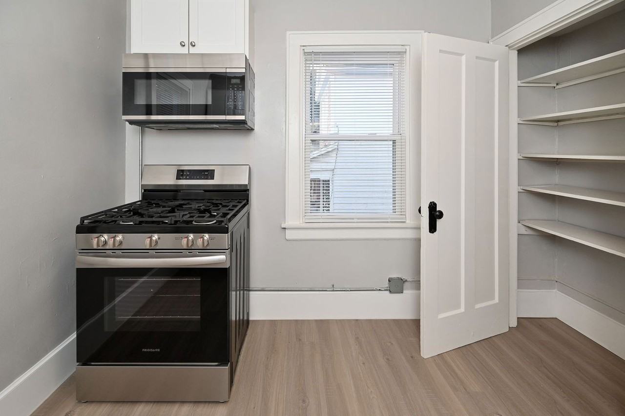 4005 Huston Ave #7 - Photo 5 of 17