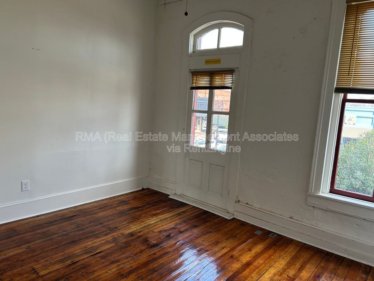 215 Main St #2A - Photo 3 of 5