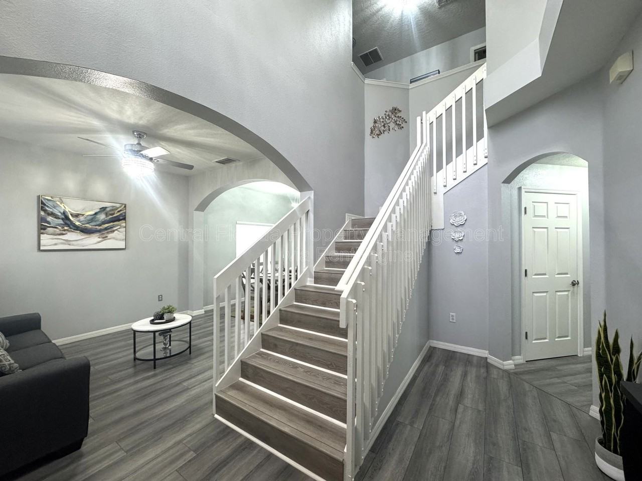 736 Kildrummy Dr - Photo 7 of 41