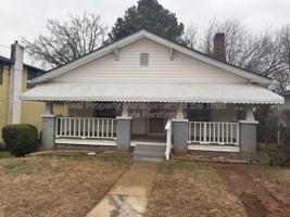 featured image of 1514 E 1st St