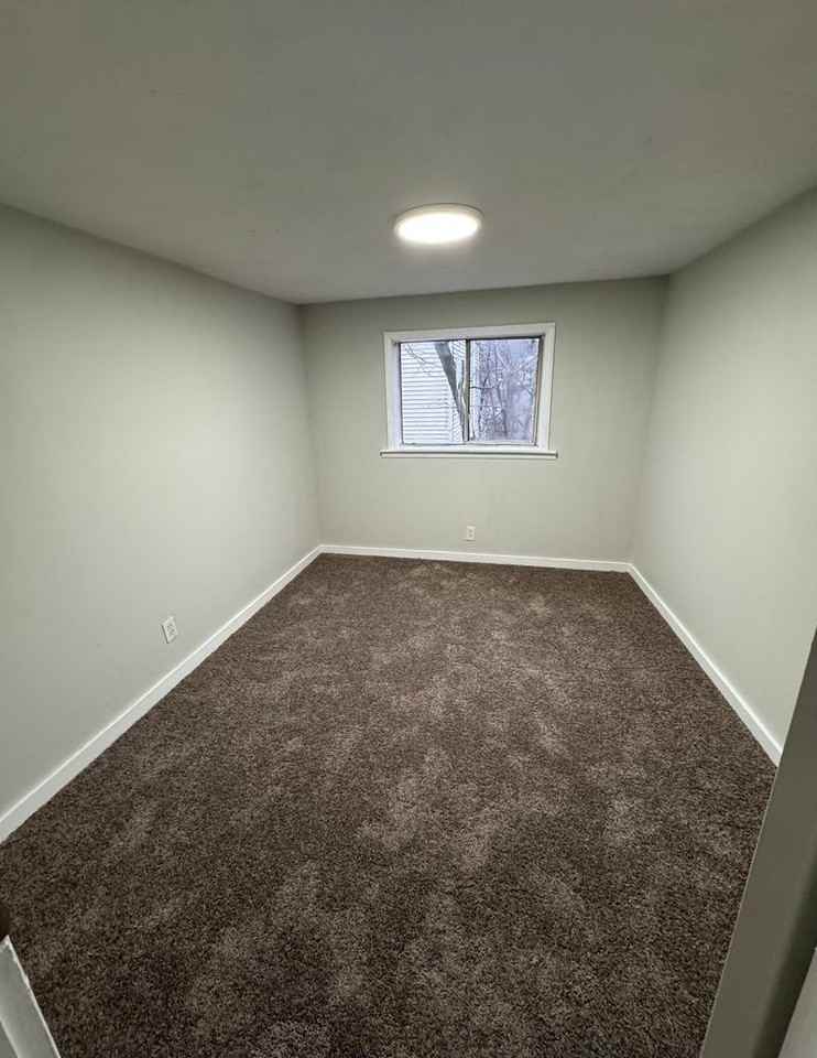 1234 Itin St - Photo 6 of 8