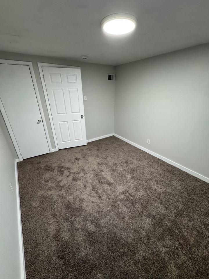 1234 Itin St - Photo 7 of 8