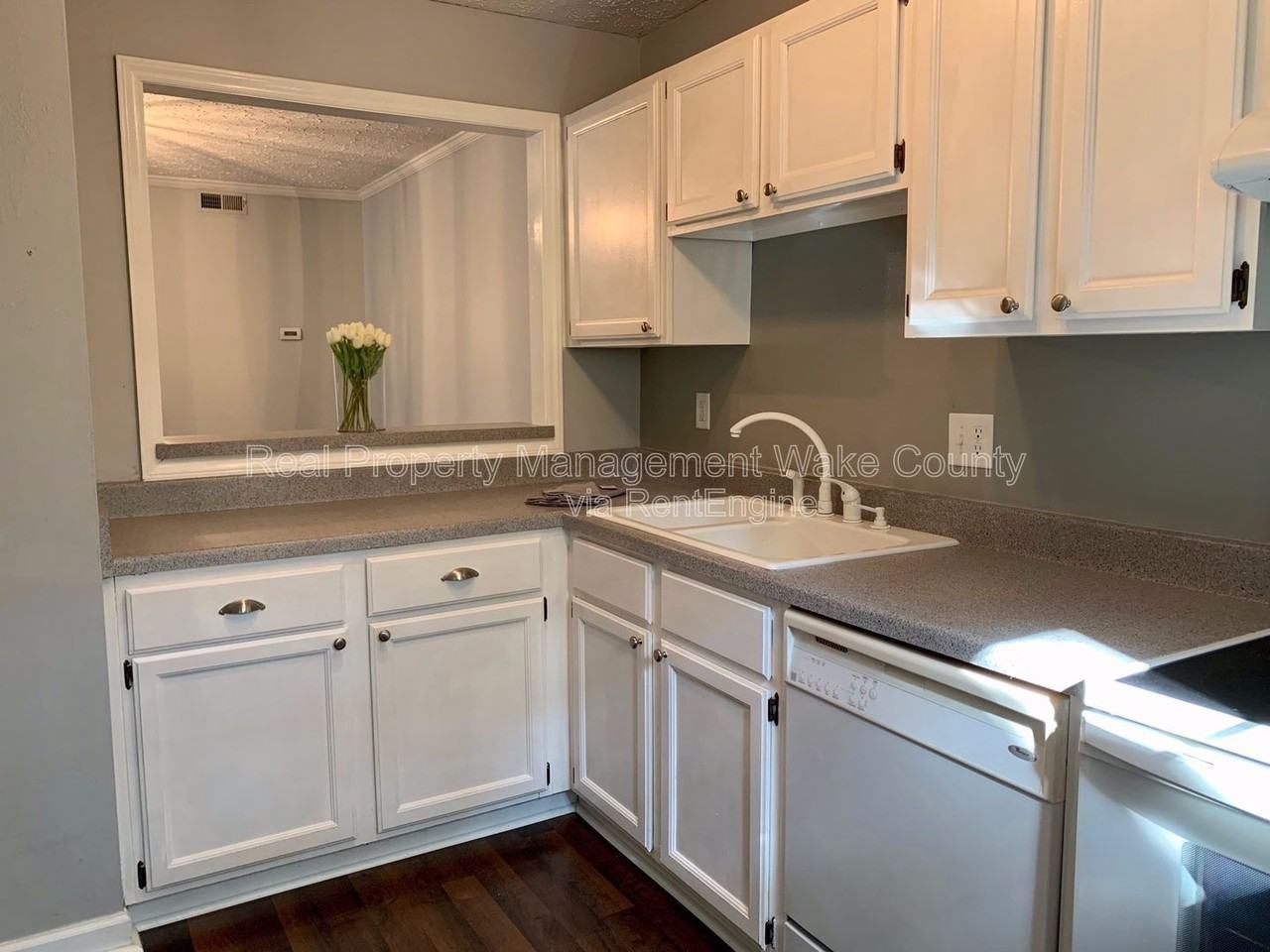 203 Autumn Chase Dr - Photo 5 of 23