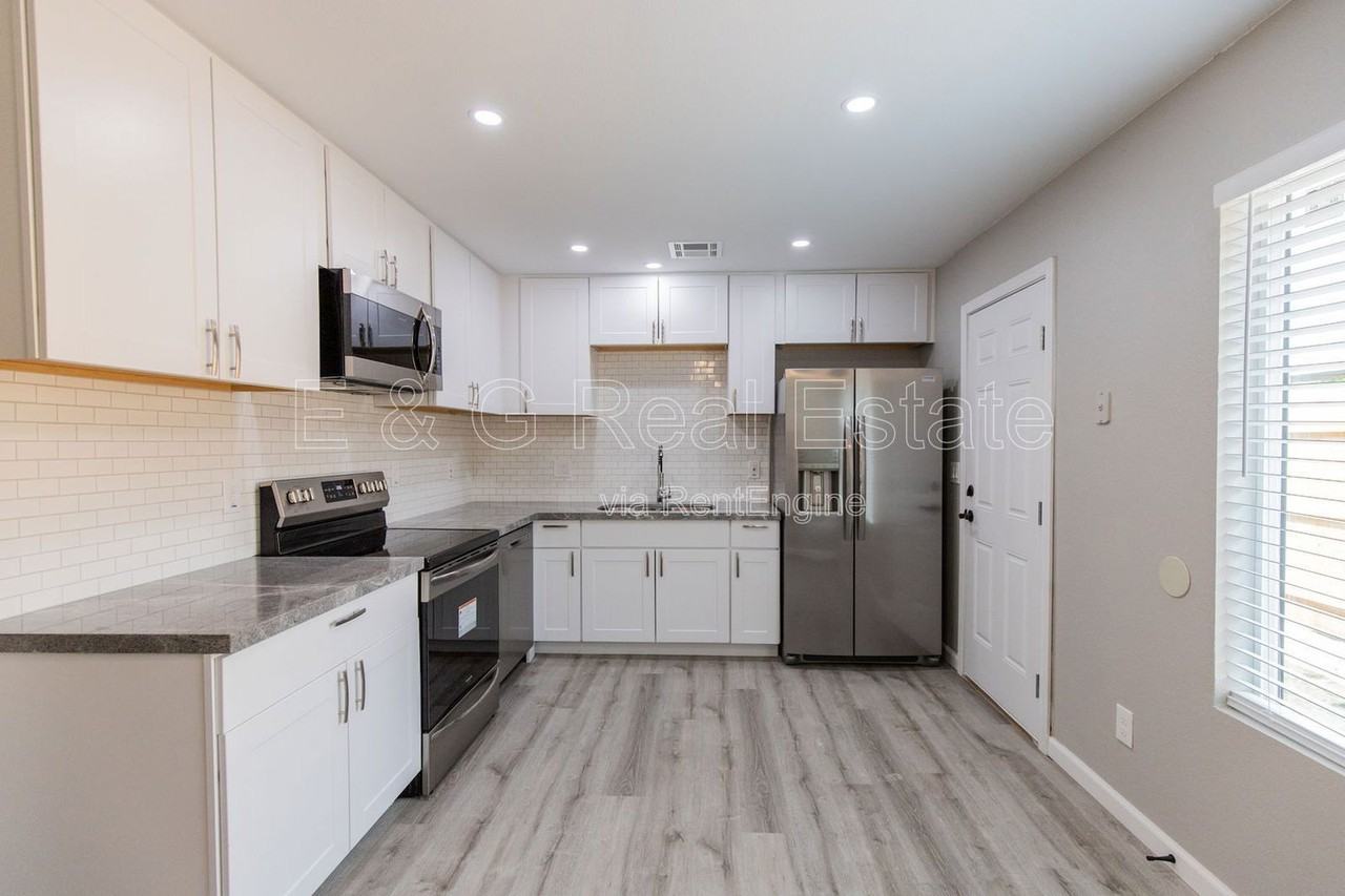 4644 E Caballero St #2 - Photo 6 of 16