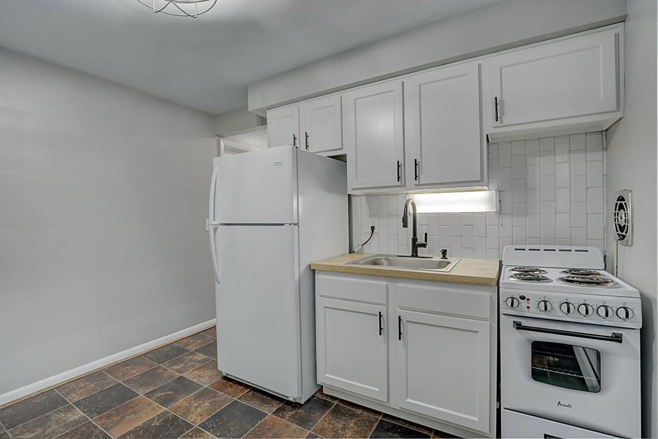 3552 Brotherton Rd #2 - Photo 6 of 11