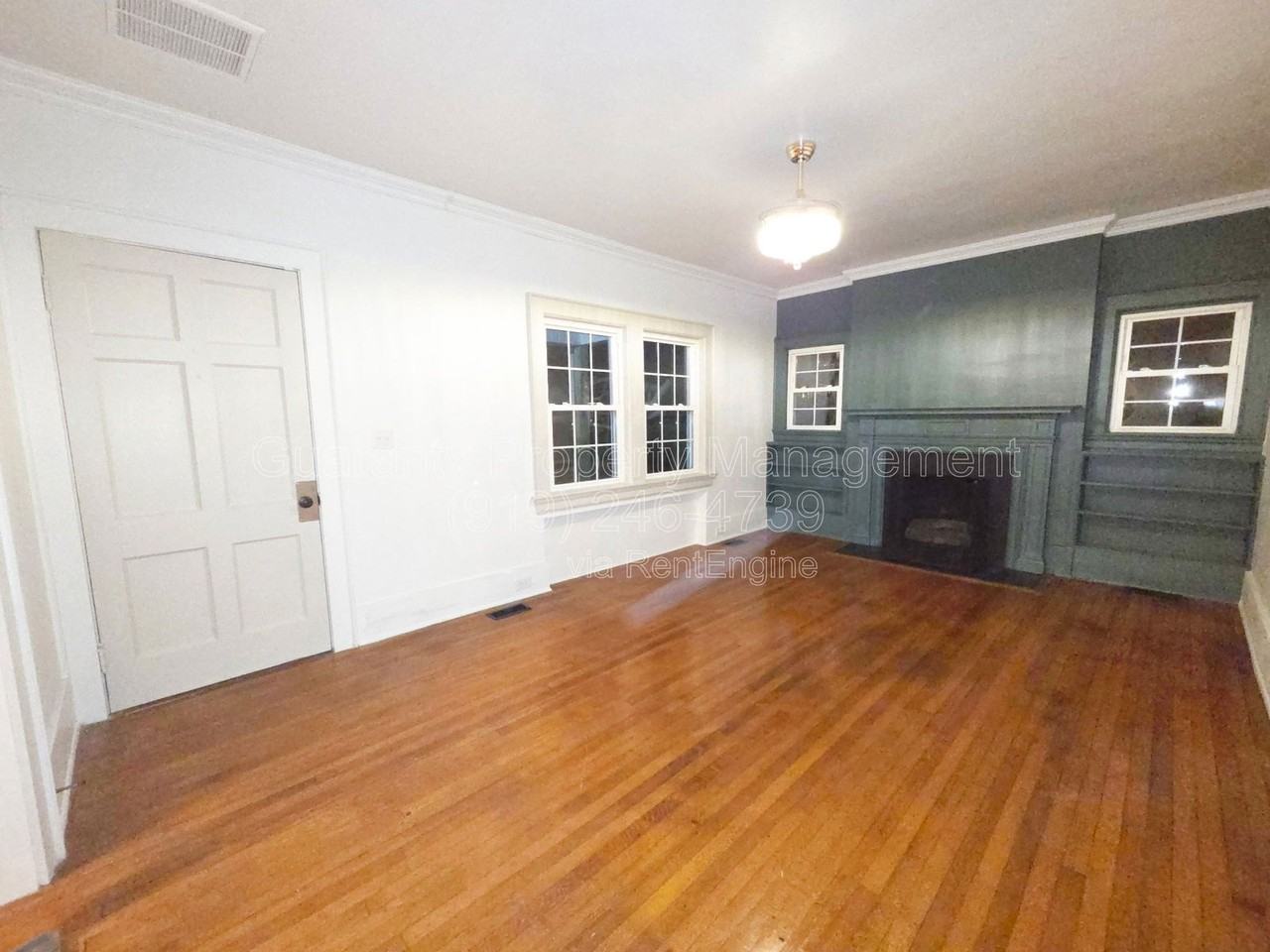 907 Hines St W - Photo 5 of 10