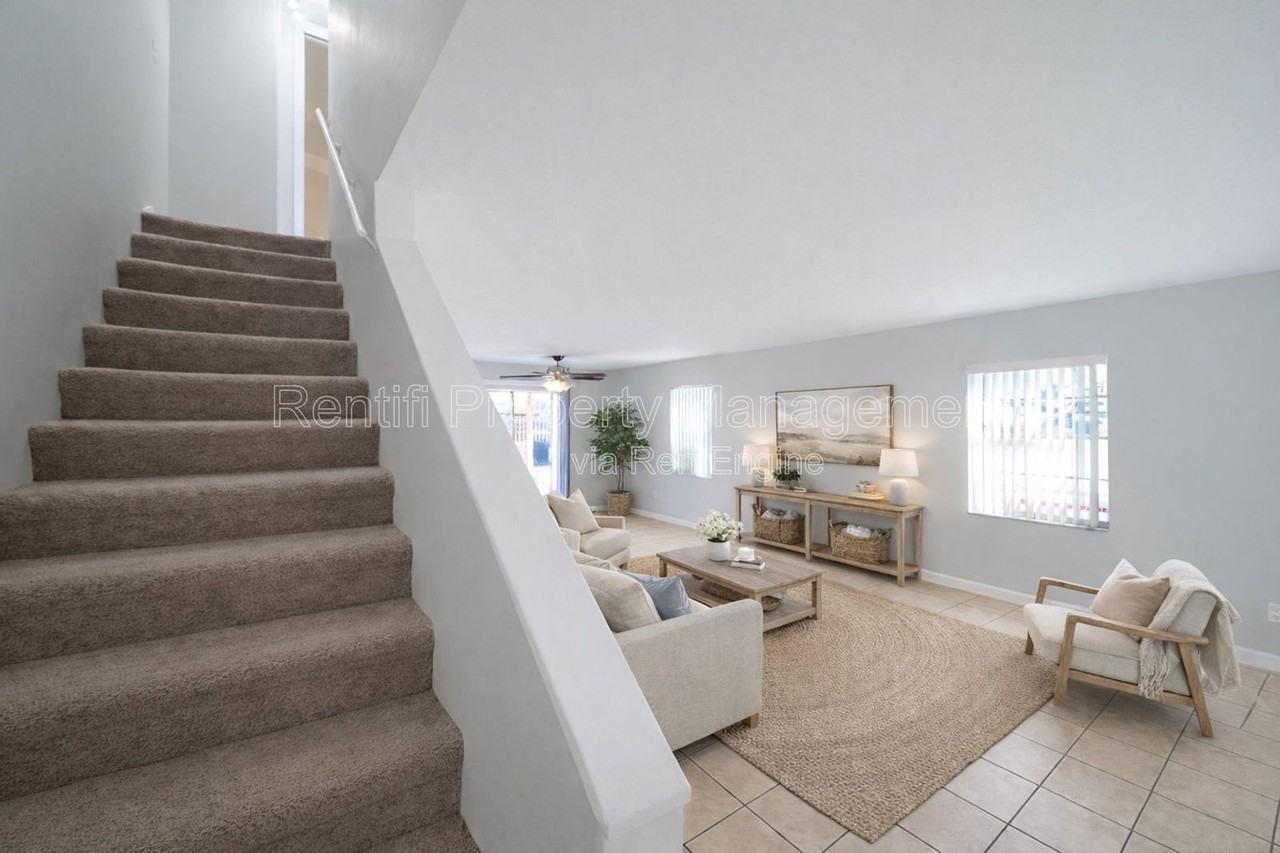 4473 Frankie Ct - Photo 6 of 14