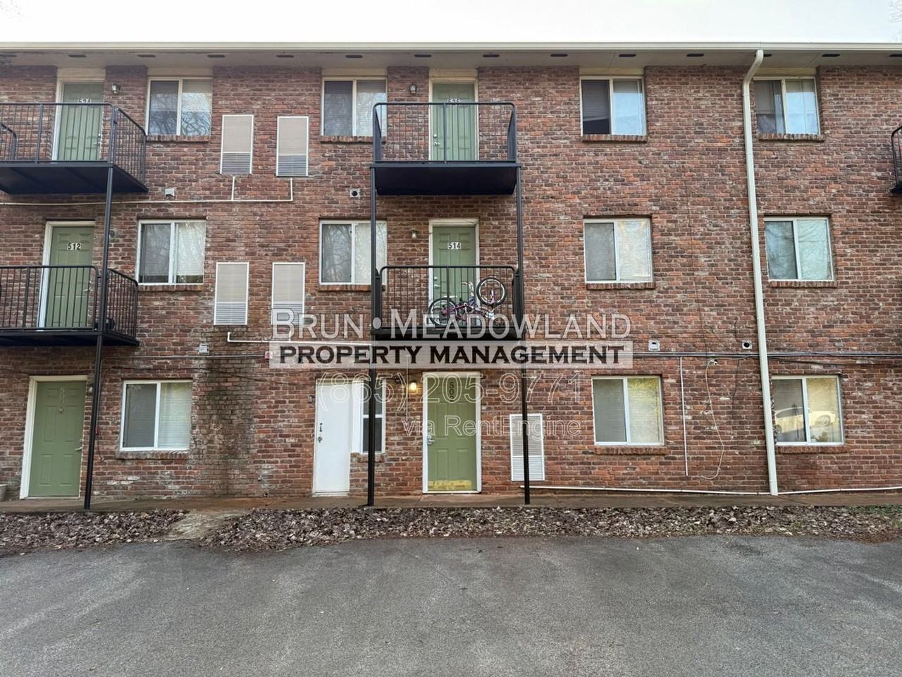 502 E Red Bud Rd - Photo 2 of 19