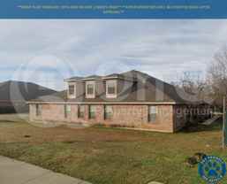 2335 N Elm St #4 - Photo 1 of 1