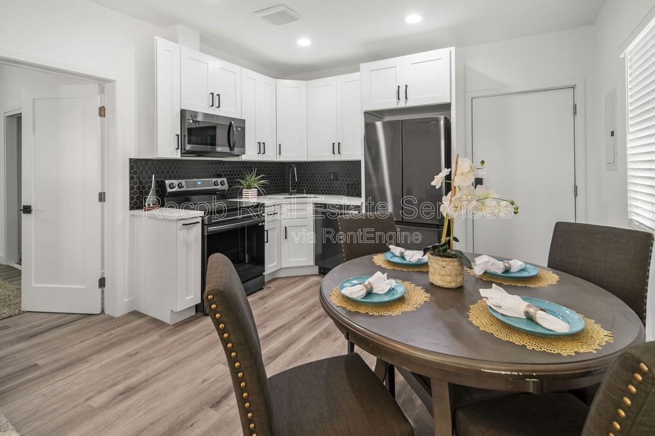 4970 Genesee Ave #4986 - Photo 2 of 18