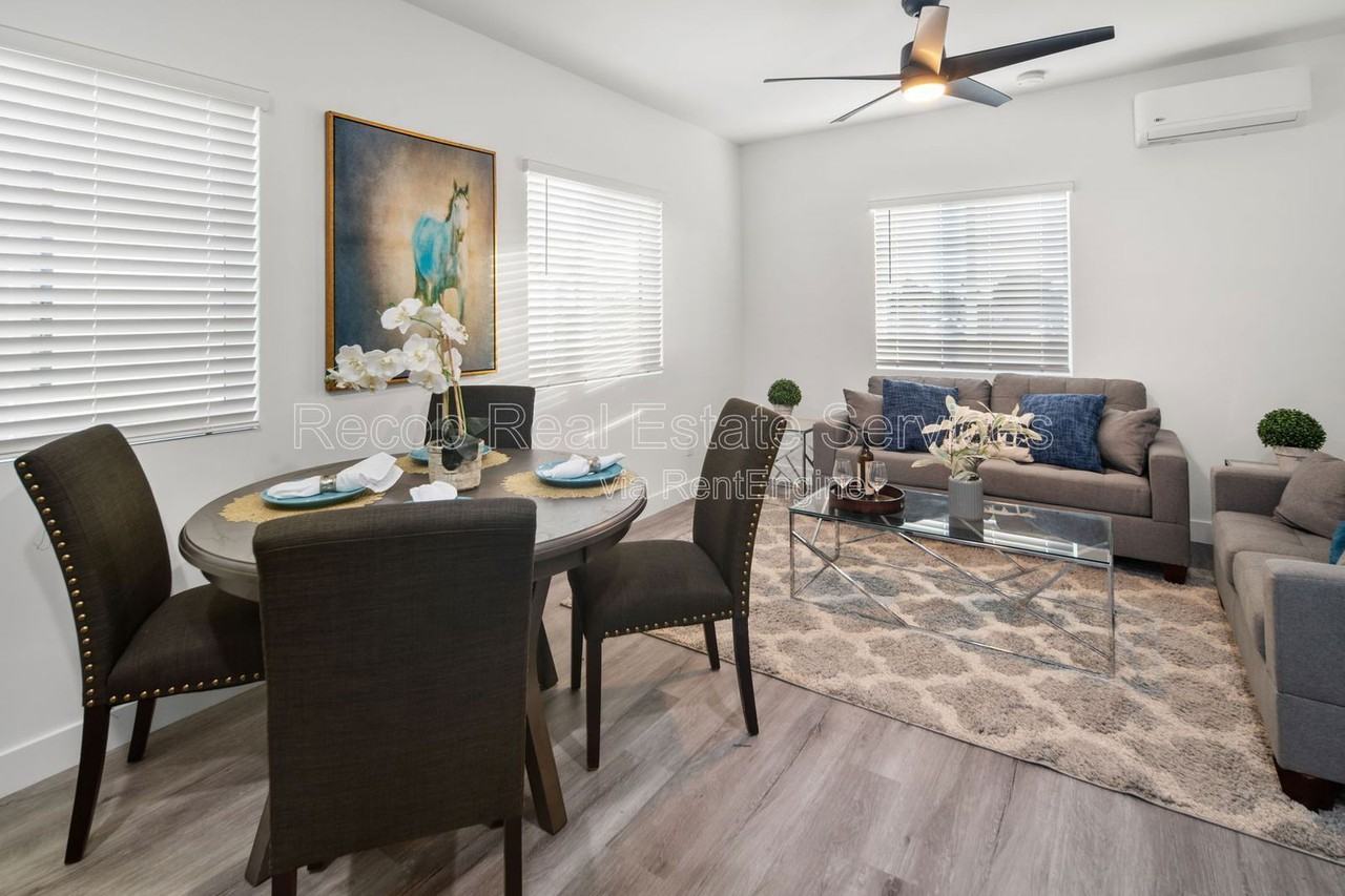 4970 Genesee Ave #4986 - Photo 5 of 18