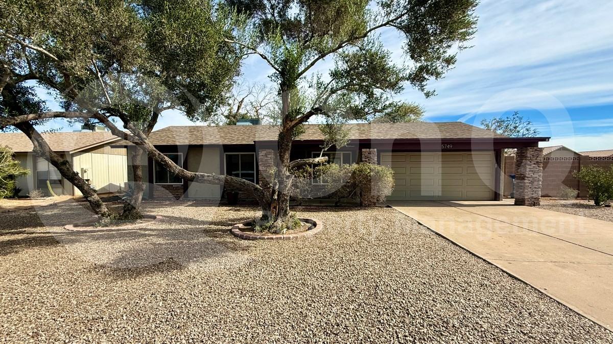 5749 S Farmer Ave - Photo 3 of 29