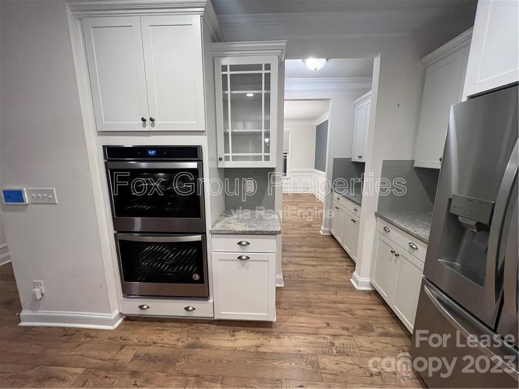 345 Preston Rd - Photo 6 of 31