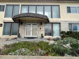 featured image of 1 Beach Way #B