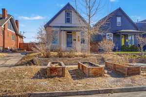 featured image of 3116 N Elizabeth St #1