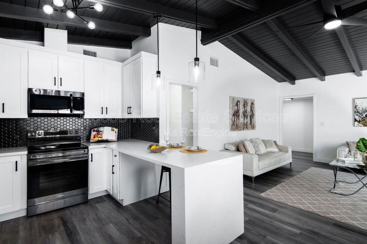 8331 Neva Ave - Photo 2 of 20