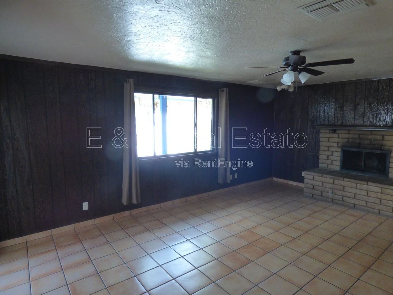 1309 W 7th Pl - Photo 7 of 13