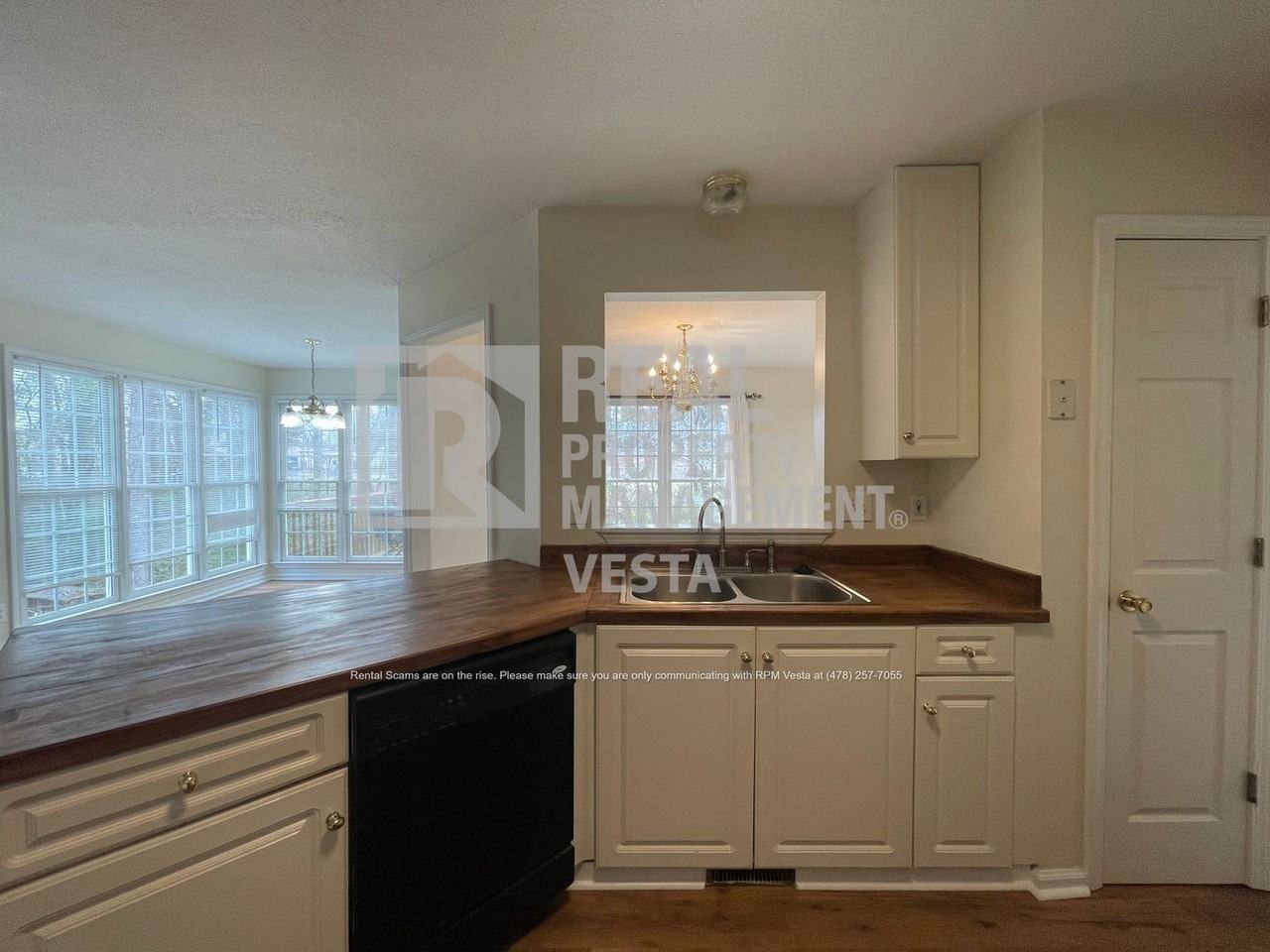 425 Ashville Dr - Photo 6 of 23