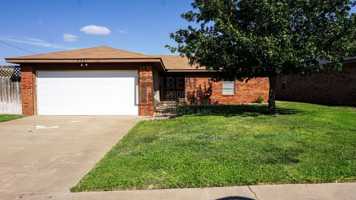 featured image of 5301 Capulin Ln