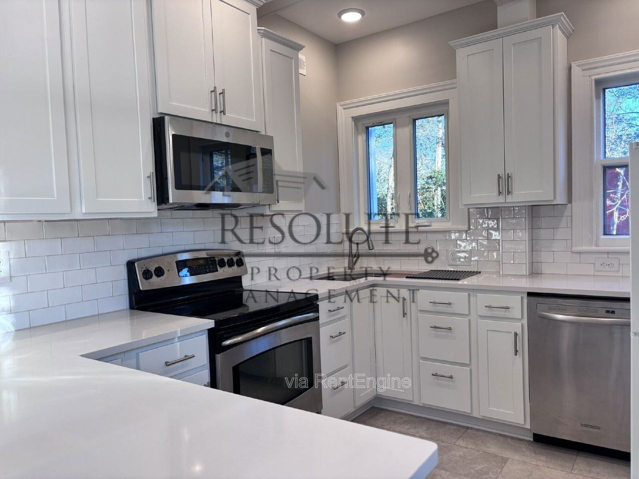 112 Forest Rd - Photo 3 of 13