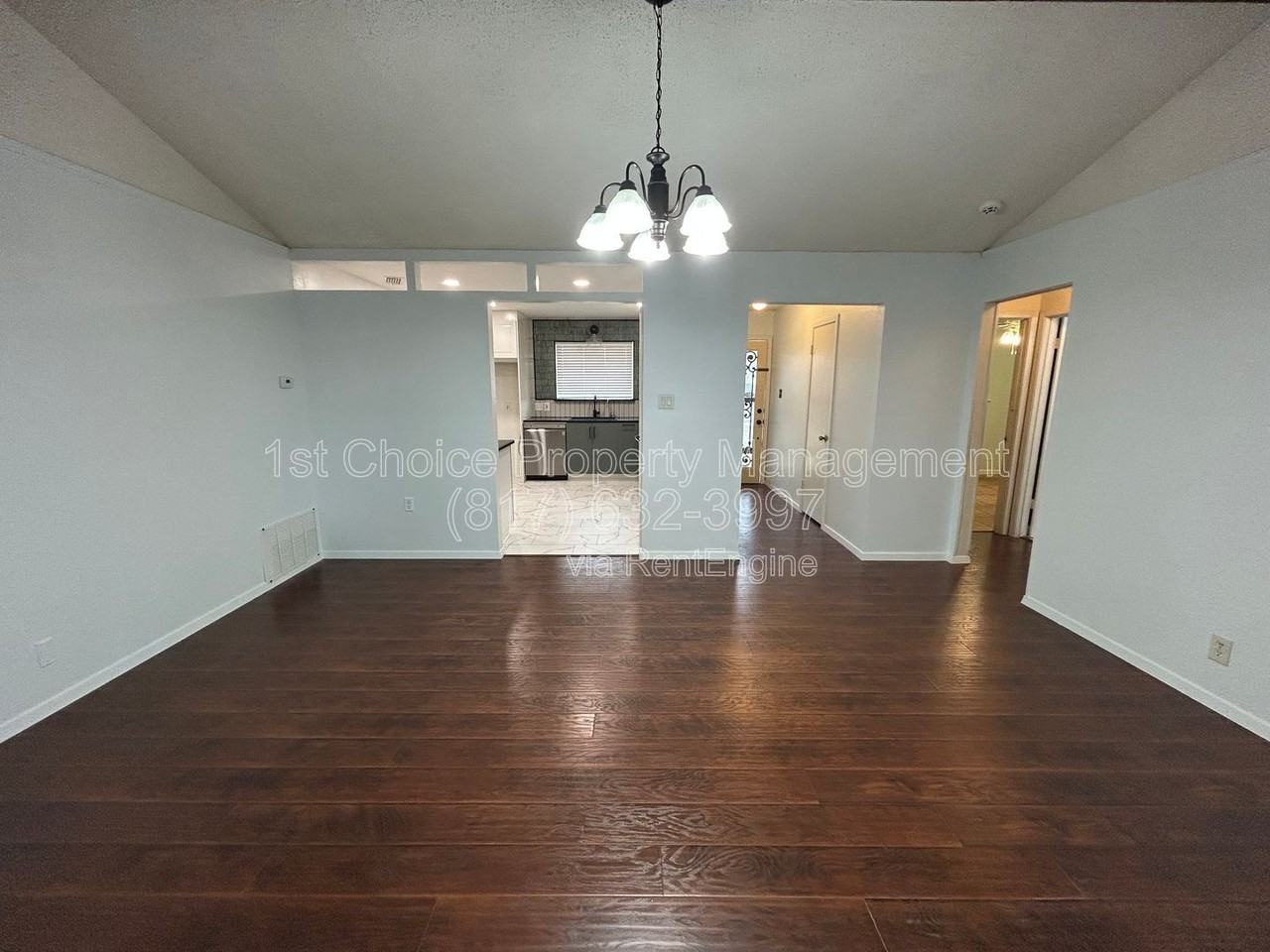 6409 Stardust Dr - Photo 4 of 26