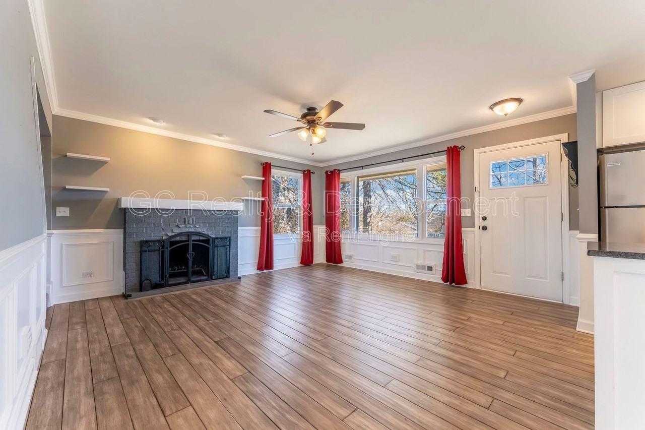 215 Indian Trl - Photo 3 of 21