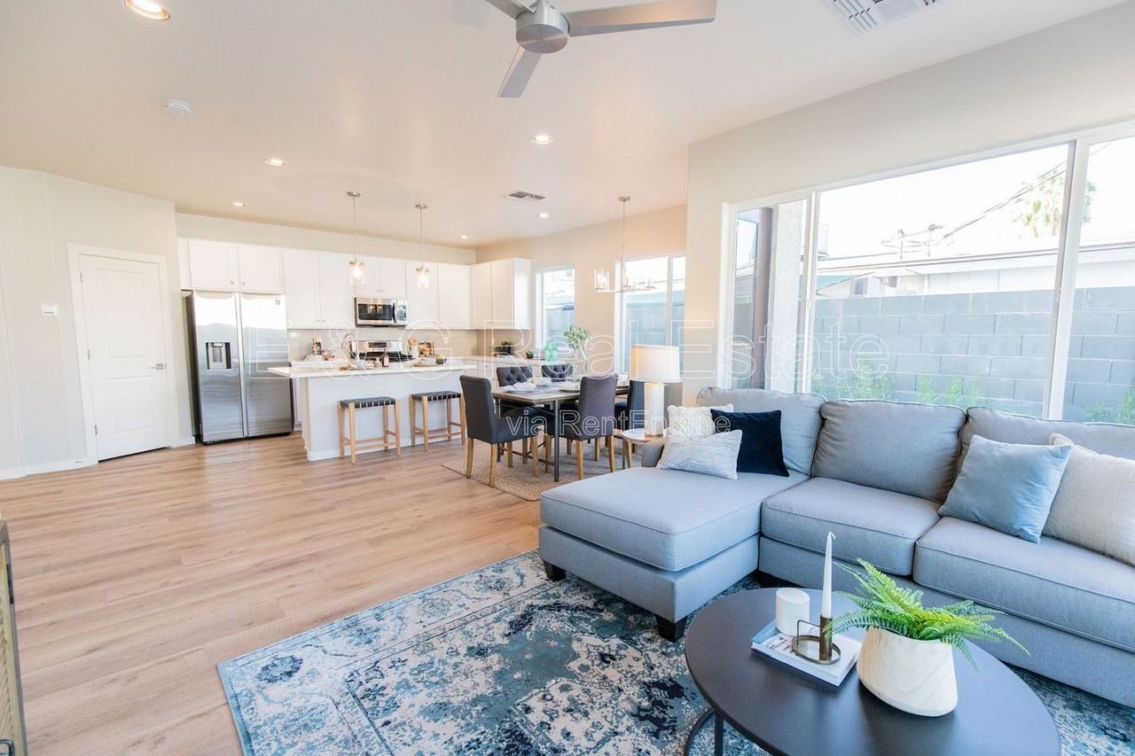 3726 E Flower St - Photo 7 of 20