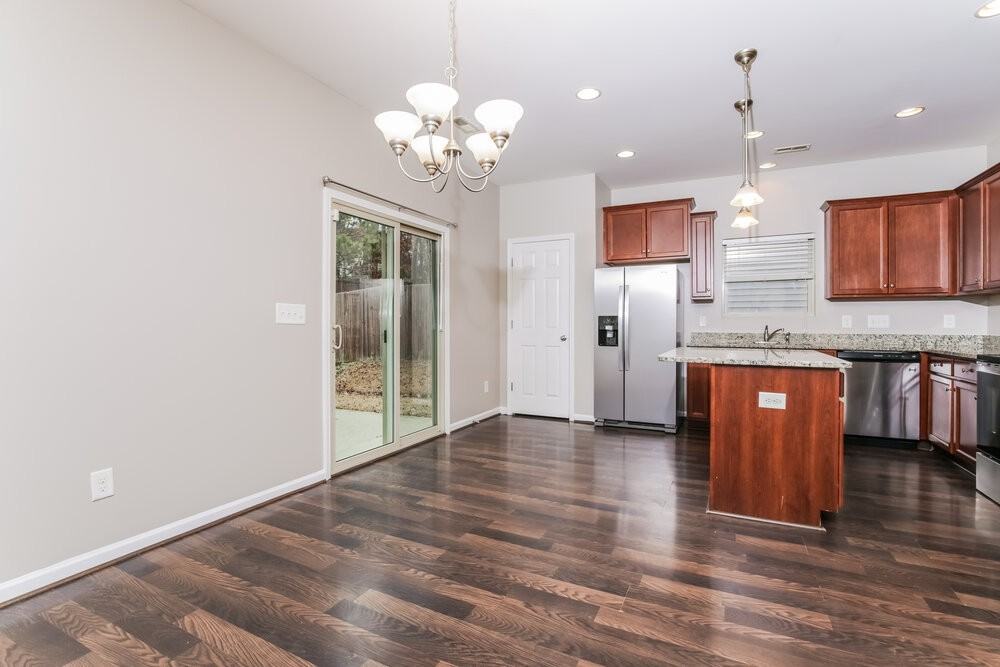 1417 Ujamaa Dr - Photo 6 of 17