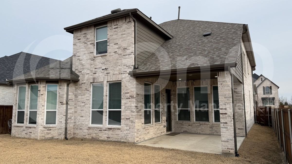 2302 Moonstruck Pl - Photo 3 of 35