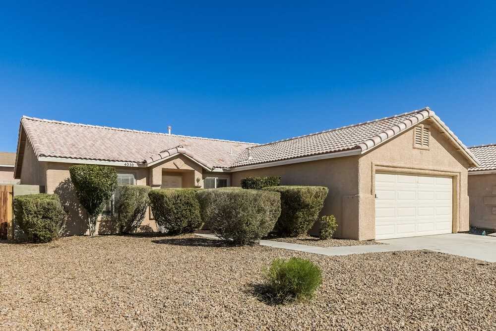 4030 W Red Coach Ave - Photo 3 of 16