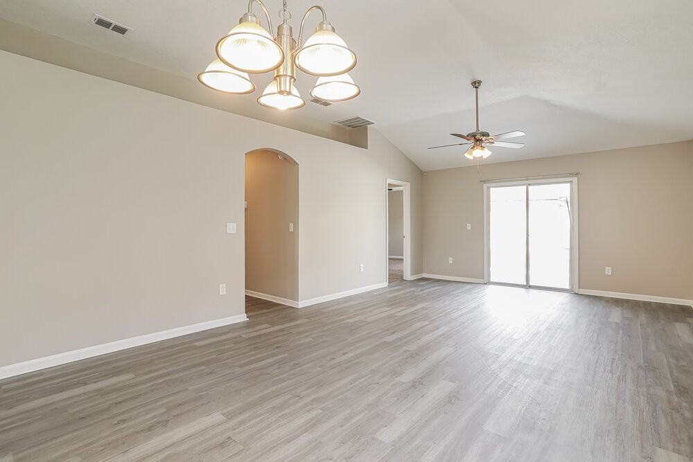 6322 Morse Oaks Cir - Photo 7 of 16