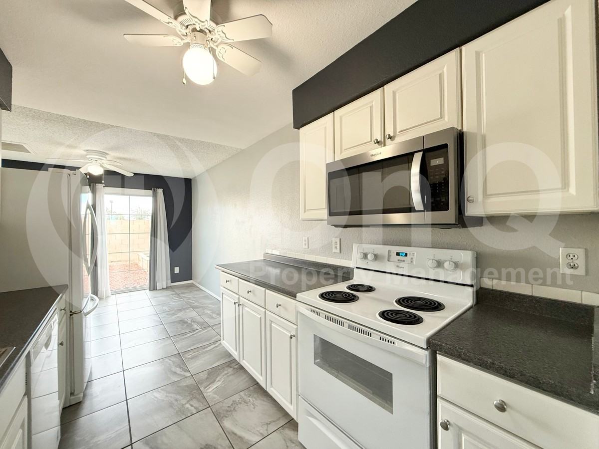 753 E Woodman Dr - Photo 5 of 18