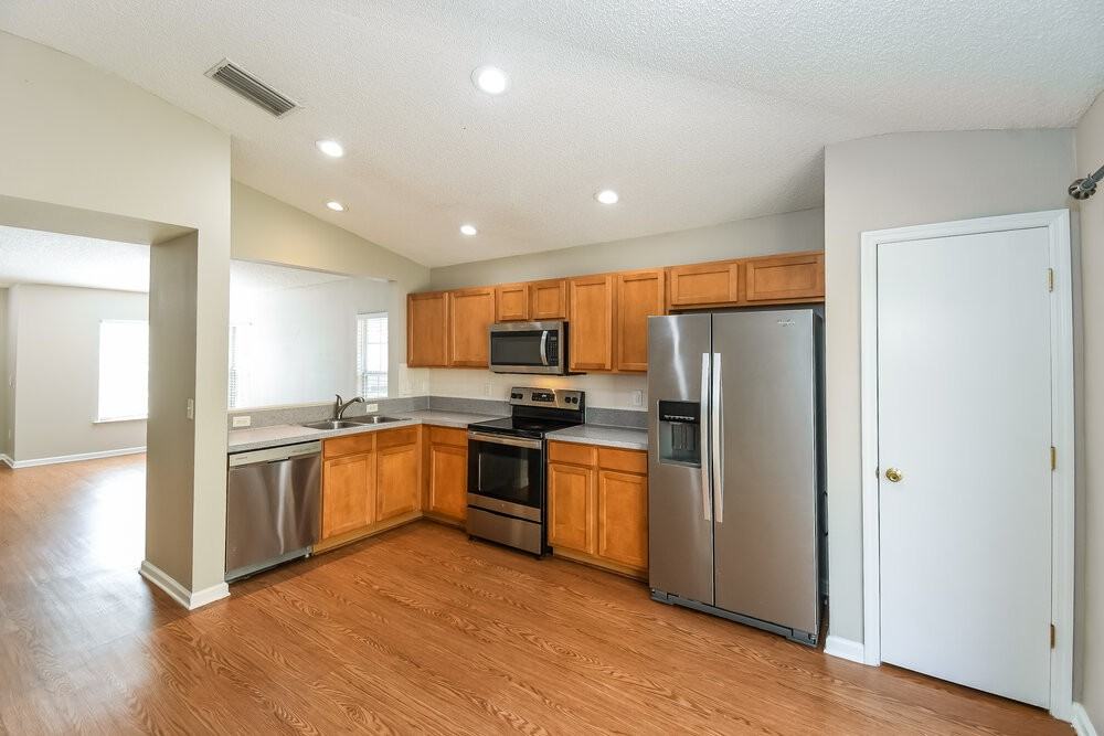 12771 Megan Jean Ct - Photo 7 of 16