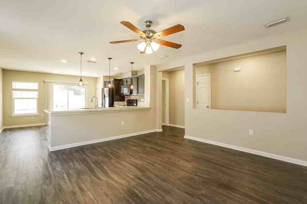 7213 Preston Pines Trl - Photo 7 of 15