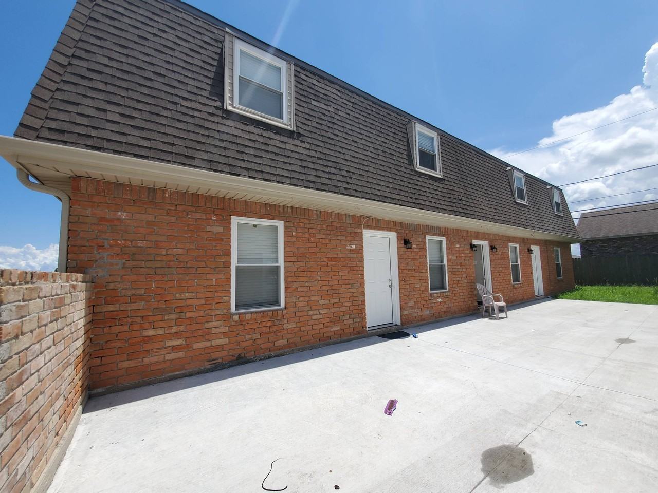 3509 Golden Dr #B - Photo 2 of 9