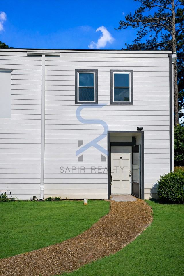 2734 Penwood Pl - Photo 2 of 17