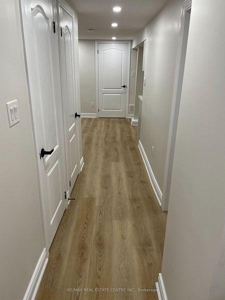 37 Edgemont Dr - Photo 6 of 9